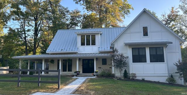 2104 E Woodstock Place, Bloomington, IN 47401