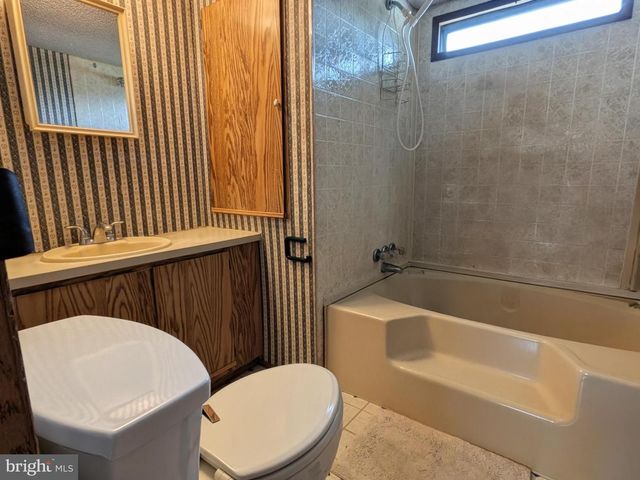 62 OAKLYN DR, York Haven, PA 17370