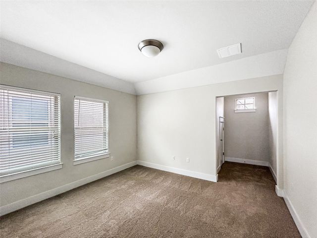 13001 Hymeadow DR 24, Austin, TX 78729