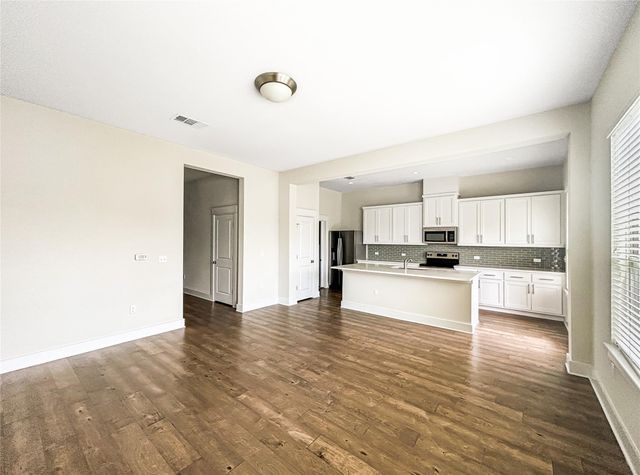 13001 Hymeadow DR 24, Austin, TX 78729