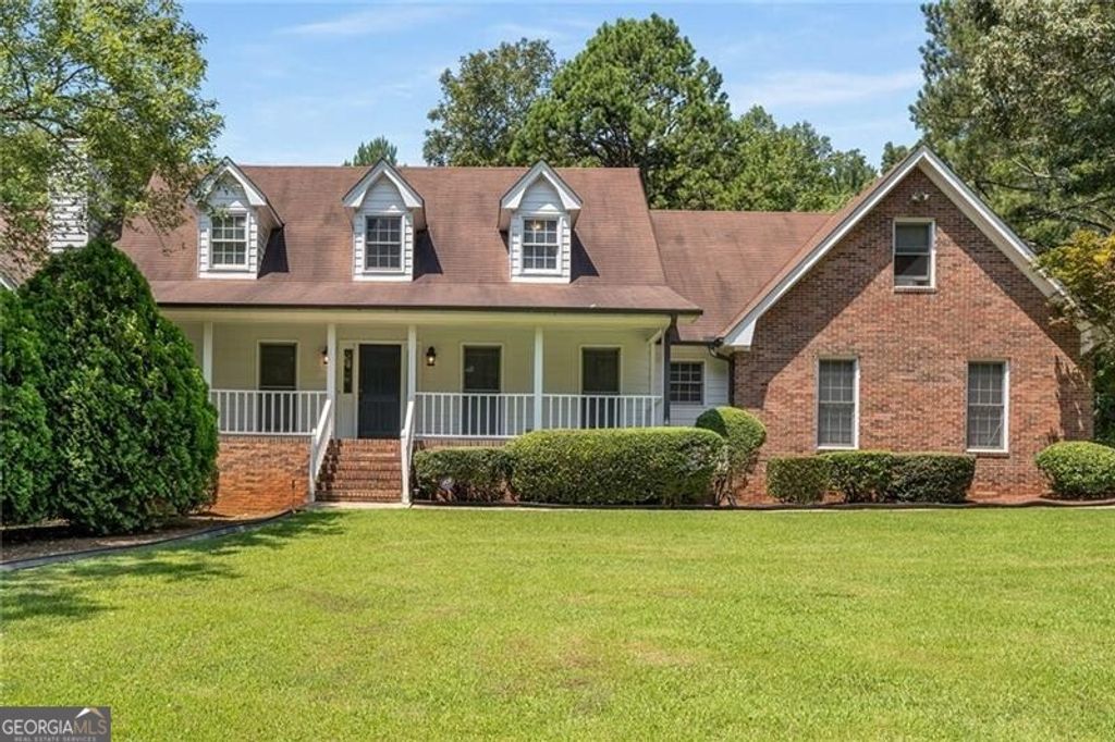 1195 Vineyard Drive, Conyers, GA 30013