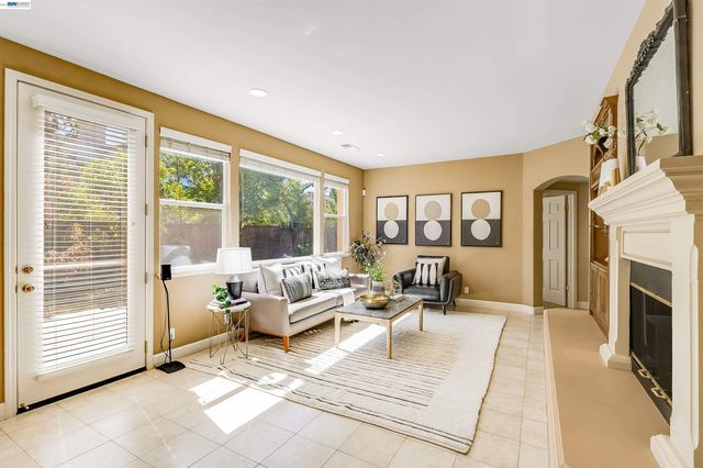 5811 Cattleya Dr, San Ramon, CA 94582