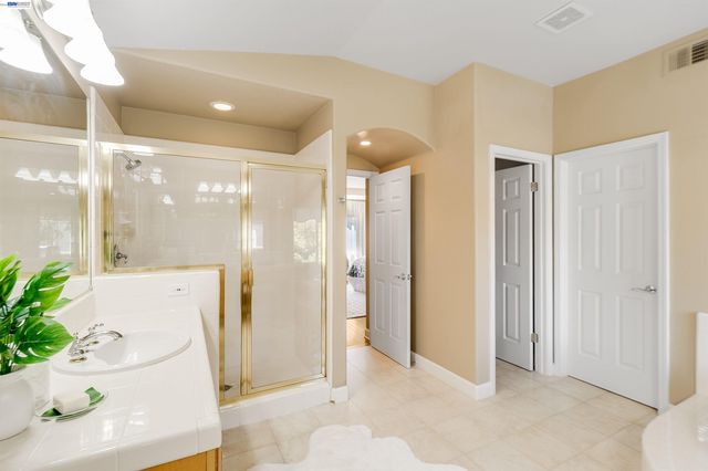 5811 Cattleya Dr, San Ramon, CA 94582