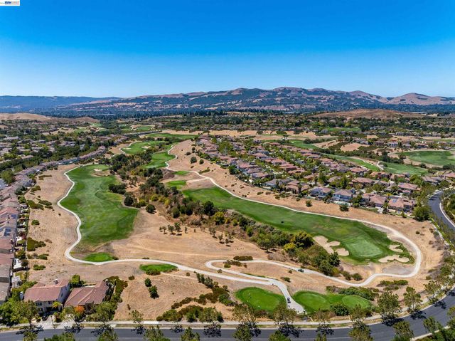 5811 Cattleya Dr, San Ramon, CA 94582