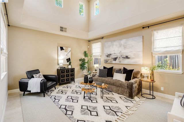 5811 Cattleya Dr, San Ramon, CA 94582