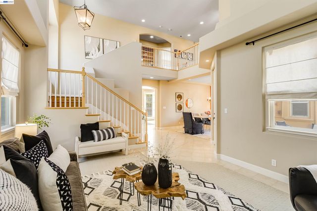 5811 Cattleya Dr, San Ramon, CA 94582