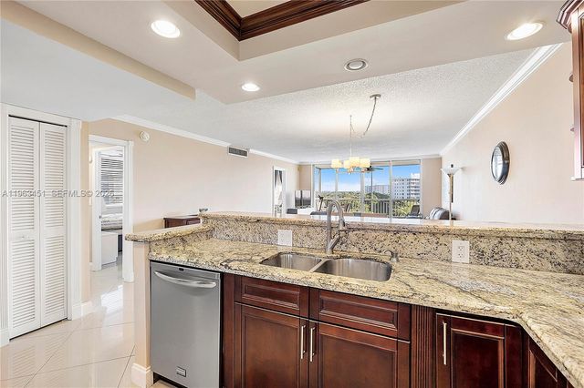 2940 N Course Dr 712, Pompano Beach, FL 33069