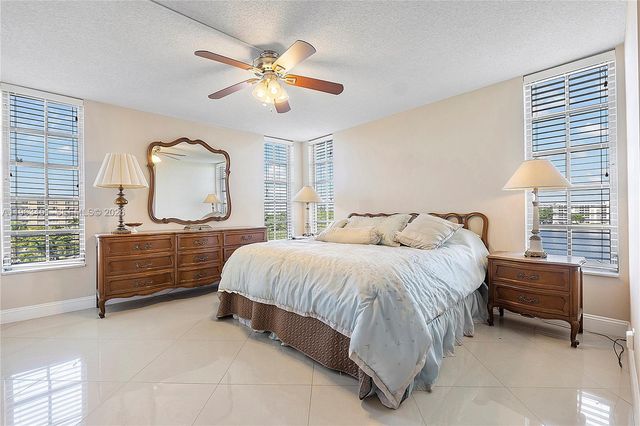 2940 N Course Dr 712, Pompano Beach, FL 33069