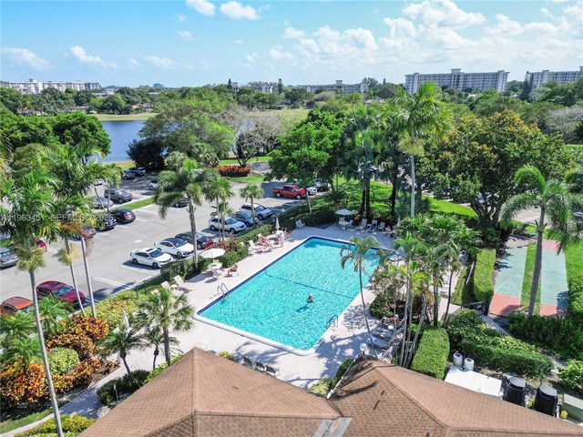 2940 N Course Dr 712, Pompano Beach, FL 33069