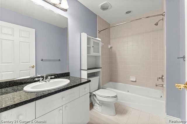 47611 Manorwood Drive, Northville Township, MI 48168