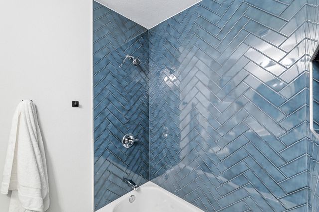 9801 Oak Hollow DR, Austin, TX 78758