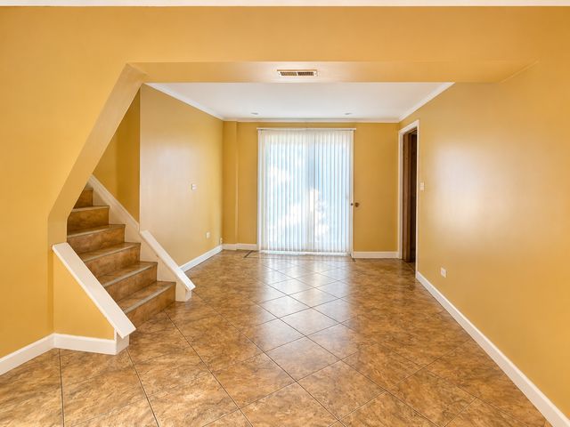 20018 Lakewood Avenue, Lynwood, IL 60411