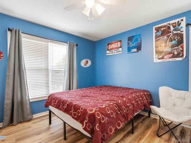 43137 Emerson Way, Novi, MI 48377