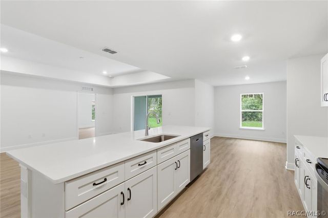2290 W Autumn Place, Dunnellon, FL 34434