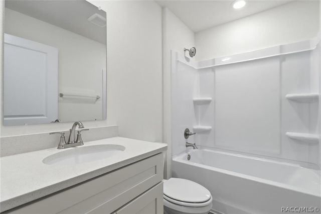 2290 W Autumn Place, Dunnellon, FL 34434