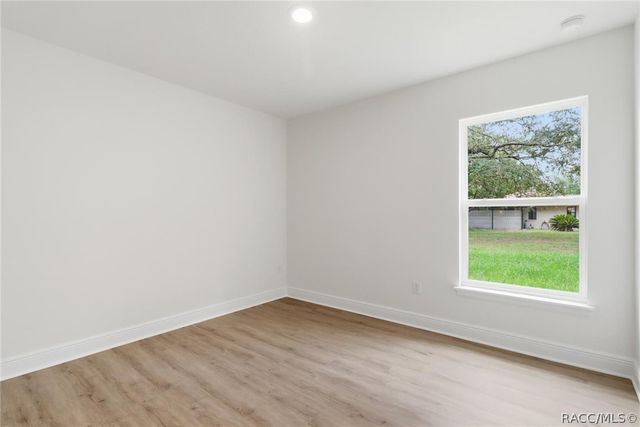 2290 W Autumn Place, Dunnellon, FL 34434