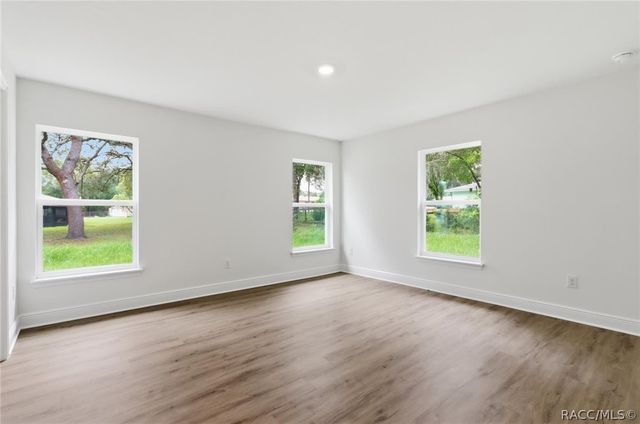 2290 W Autumn Place, Dunnellon, FL 34434