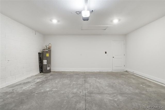 2290 W Autumn Place, Dunnellon, FL 34434