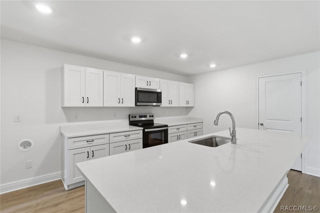 2290 W Autumn Place, Dunnellon, FL 34434