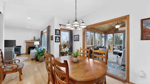 2306 Crimson Ridge Circle NW, Rochester, MN 55901