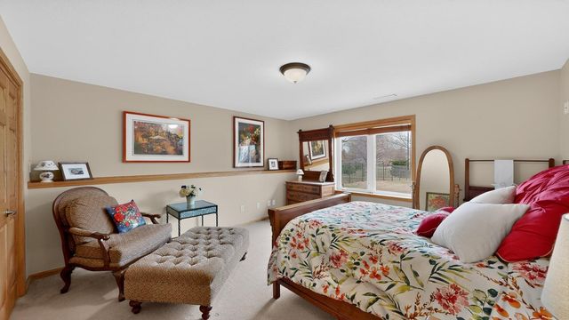 2306 Crimson Ridge Circle NW, Rochester, MN 55901