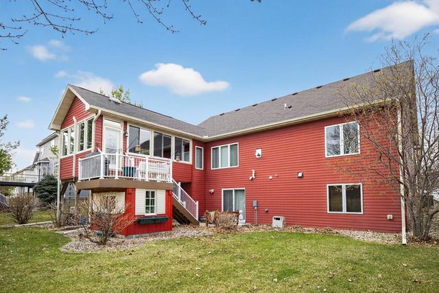 2306 Crimson Ridge Circle NW, Rochester, MN 55901