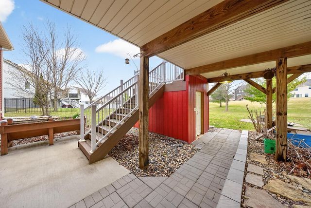 2306 Crimson Ridge Circle NW, Rochester, MN 55901