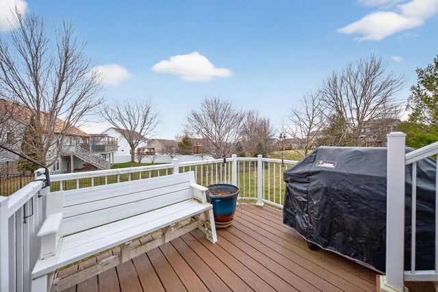 2306 Crimson Ridge Circle NW, Rochester, MN 55901