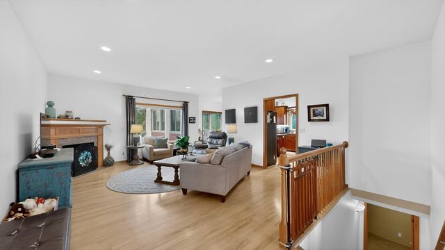2306 Crimson Ridge Circle NW, Rochester, MN 55901