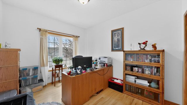 2306 Crimson Ridge Circle NW, Rochester, MN 55901