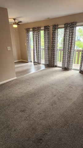 324 Mulberry Court C2, Bartlett, IL 60103