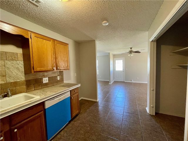 210 Parkcrest Drive, Bentonville, AR 72712