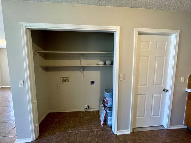 210 Parkcrest Drive, Bentonville, AR 72712