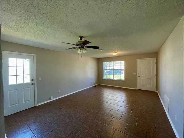 210 Parkcrest Drive, Bentonville, AR 72712