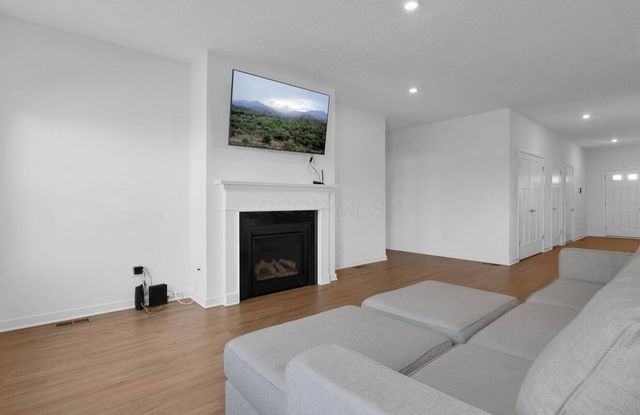 5634 Shagbark Place, Groveport, OH 43125