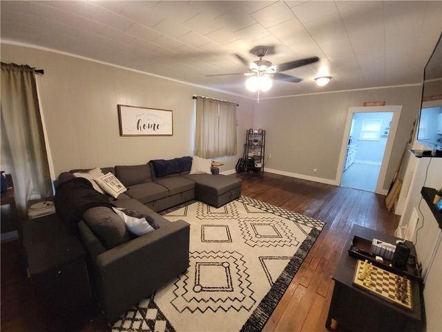 407 E 22nd Street, Pittsburg, KS 66762