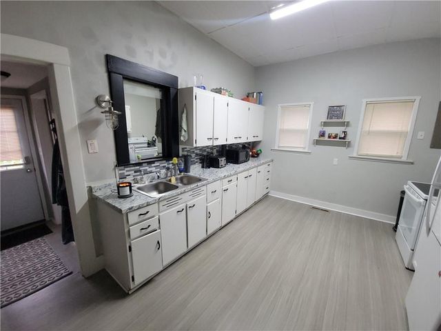 407 E 22nd Street, Pittsburg, KS 66762