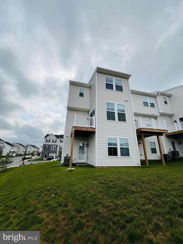 902 MAGNOLIA LN, Spring City, PA 19475