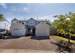 2570 Ne 1ST Dr, Hillsboro, OR 97124