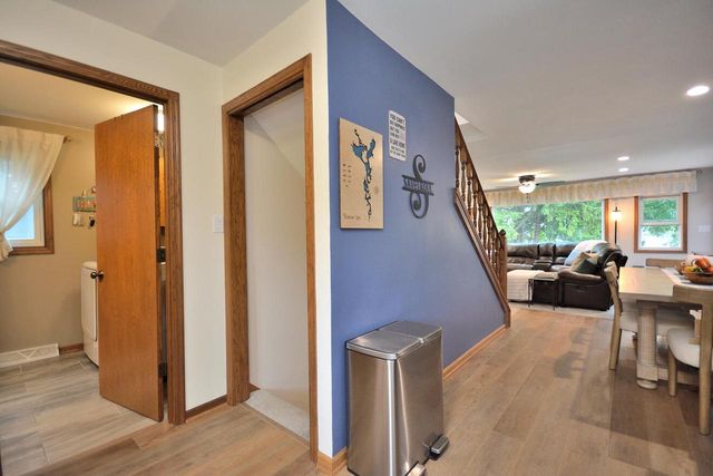 6709 Spruce LANE, Waterford, WI 53185