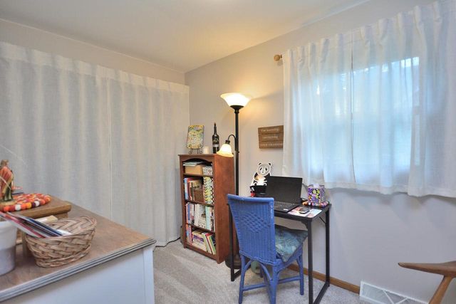 6709 Spruce LANE, Waterford, WI 53185