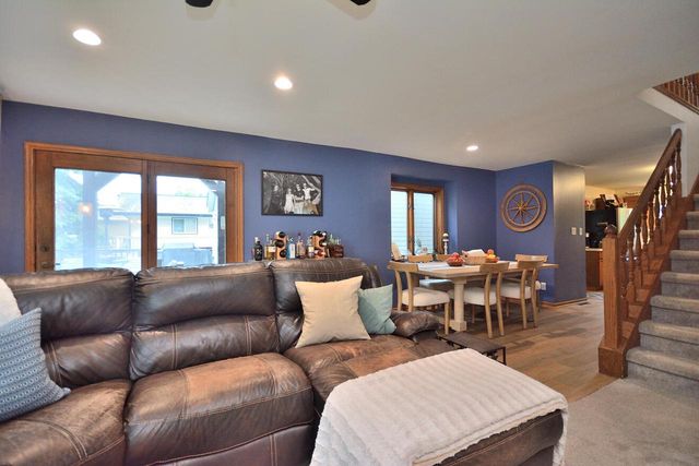 6709 Spruce LANE, Waterford, WI 53185
