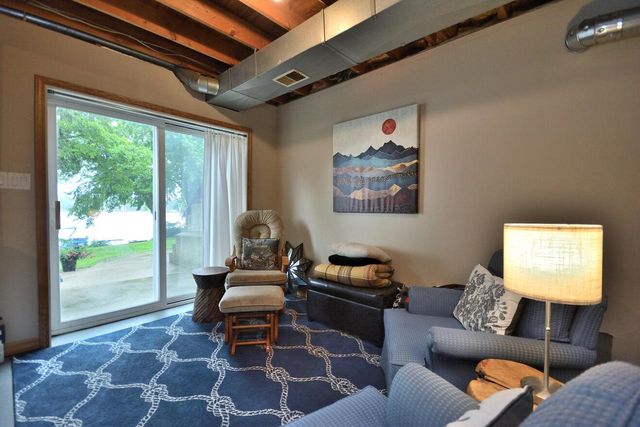 6709 Spruce LANE, Waterford, WI 53185