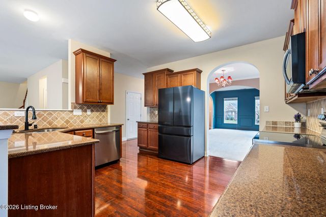 16915 Bowline View Trail, Louisville, KY 40245