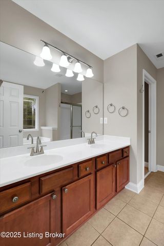 16915 Bowline View Trail, Louisville, KY 40245