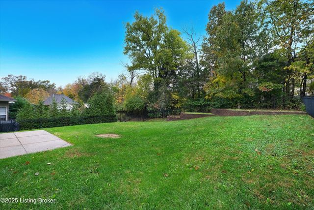 16915 Bowline View Trail, Louisville, KY 40245