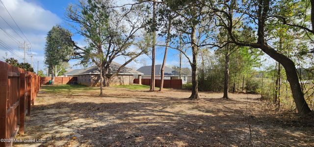 14003 Plantation Oaks Drive, Gulfport, MS 39503