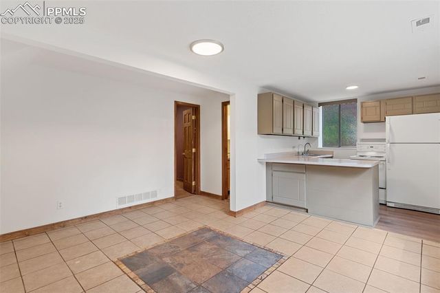 154 El Paso Boulevard, Manitou Springs, CO 80829