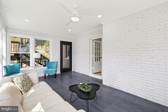 9414 WADSWORTH DR, Bethesda, MD 20817