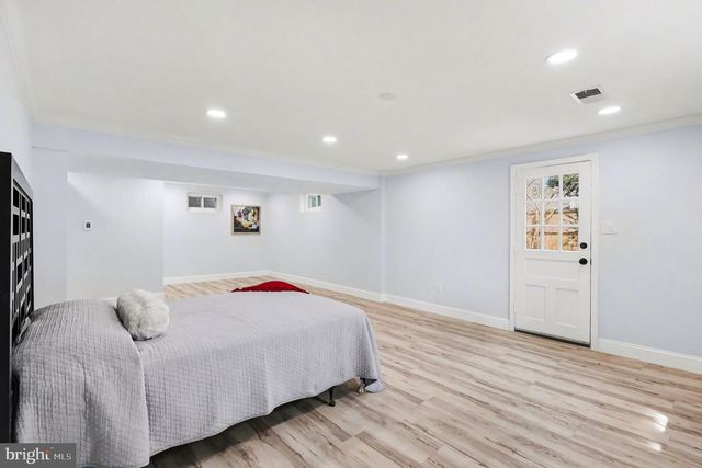 9414 WADSWORTH DR, Bethesda, MD 20817